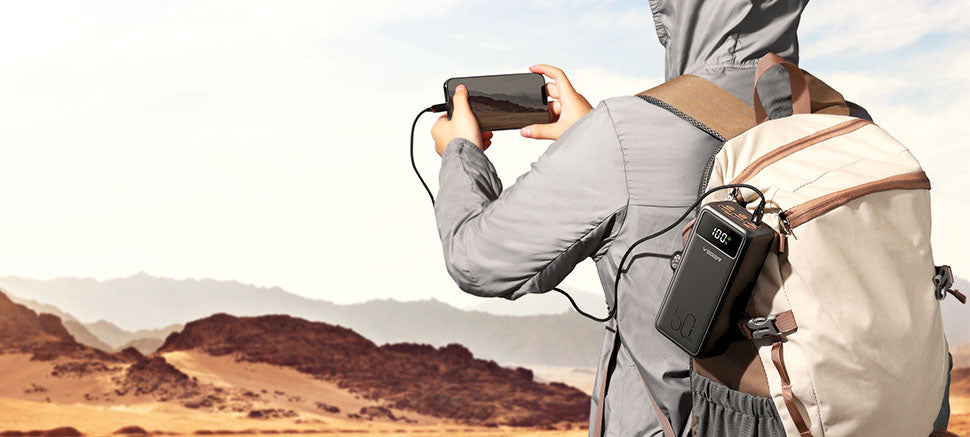 Top 5 Reasons to Take a Power Bank on Your Next Hiking Trip